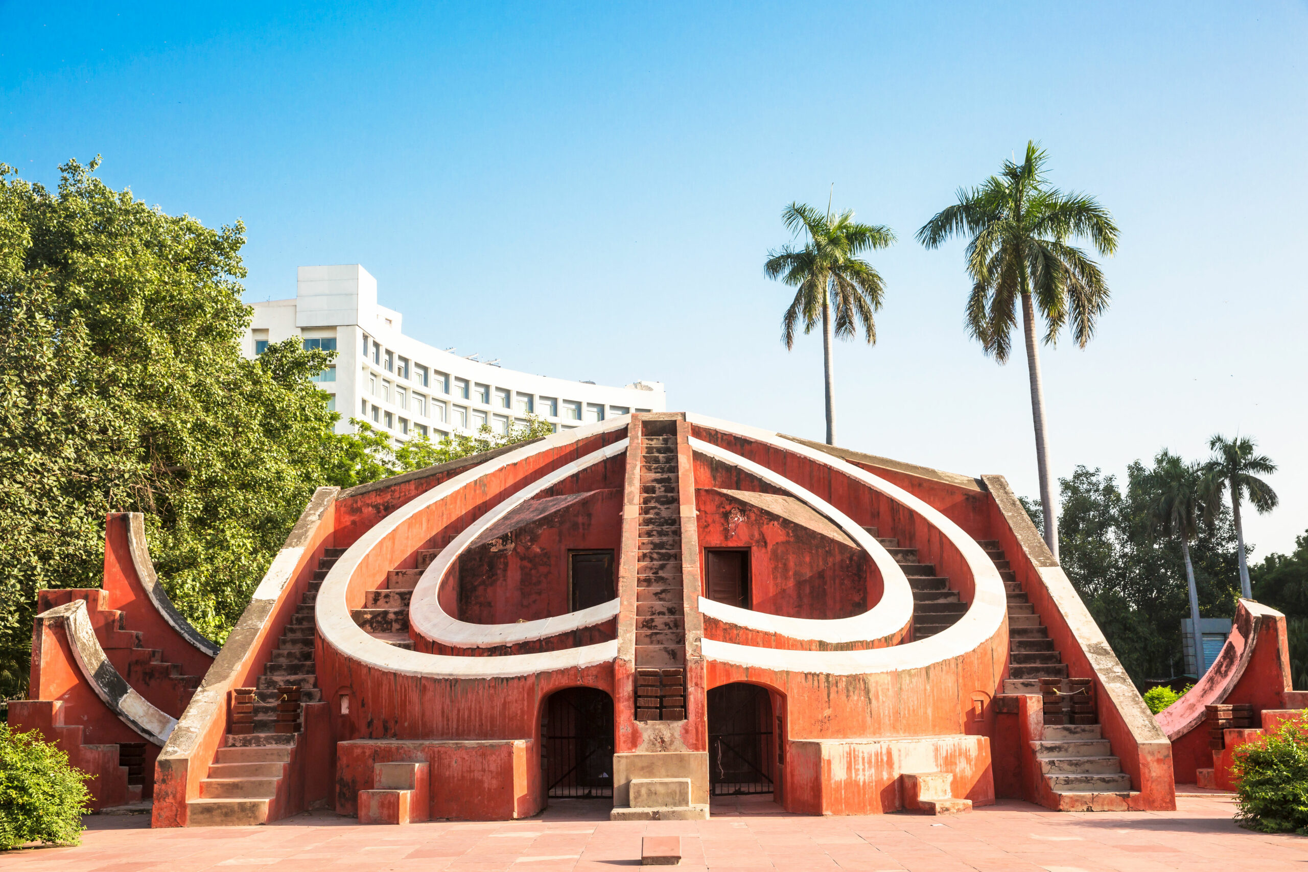 Early Afternoon City Palace and Jantar Mantar